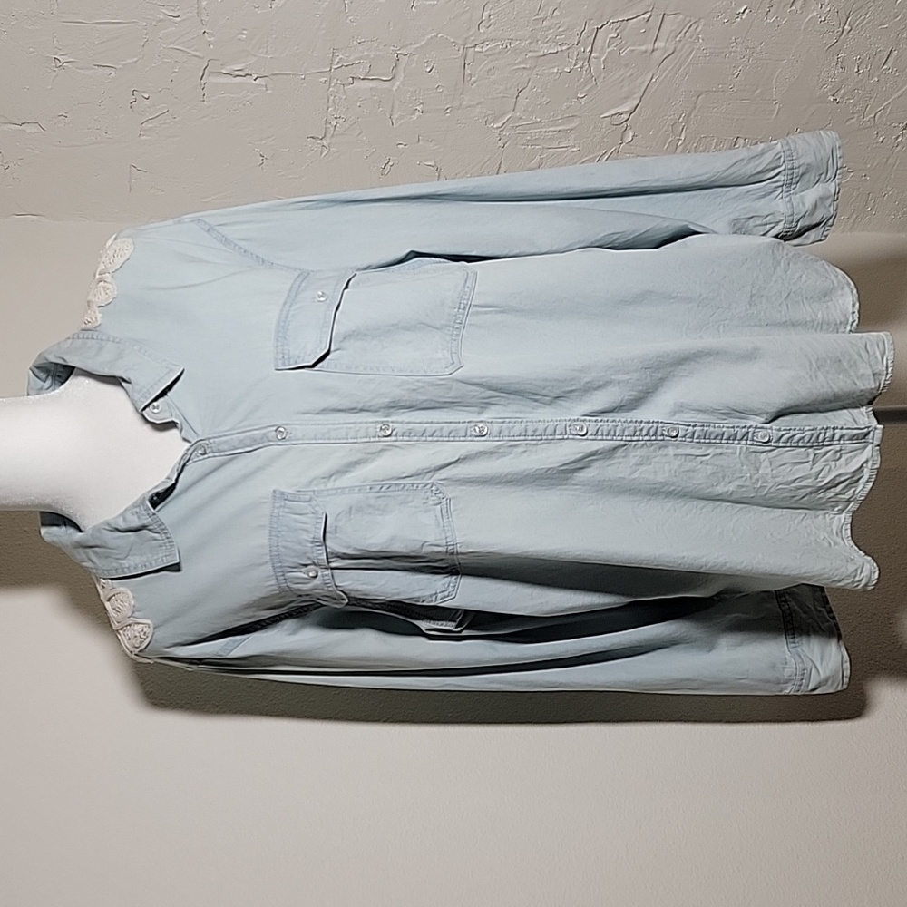 Hannah Shirt Long Sleeve Button Down Collared Crochet Pockets Chambray Boho 2X‎